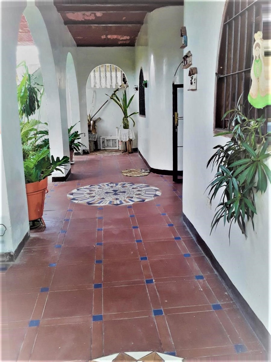 CASA EN LAS MARITES