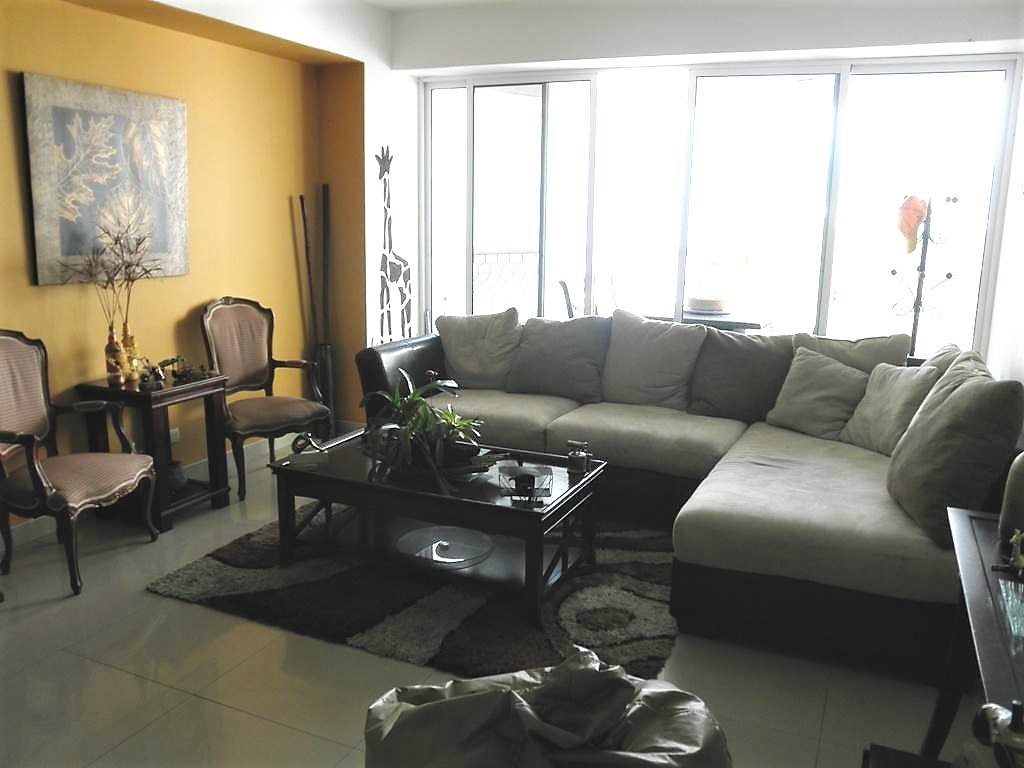 APARTAMENTO EN COSTA AZUL, EN ALQUILER VACACIONAL