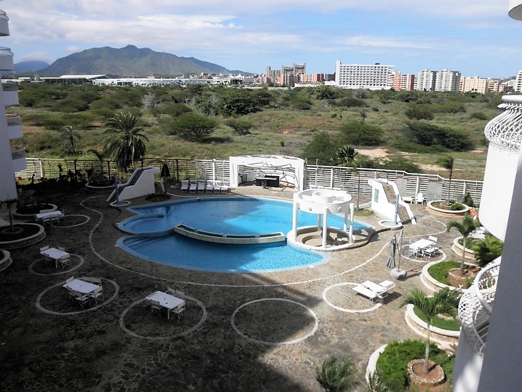 APARTAMENTO EN COSTA AZUL, EN ALQUILER VACACIONAL
