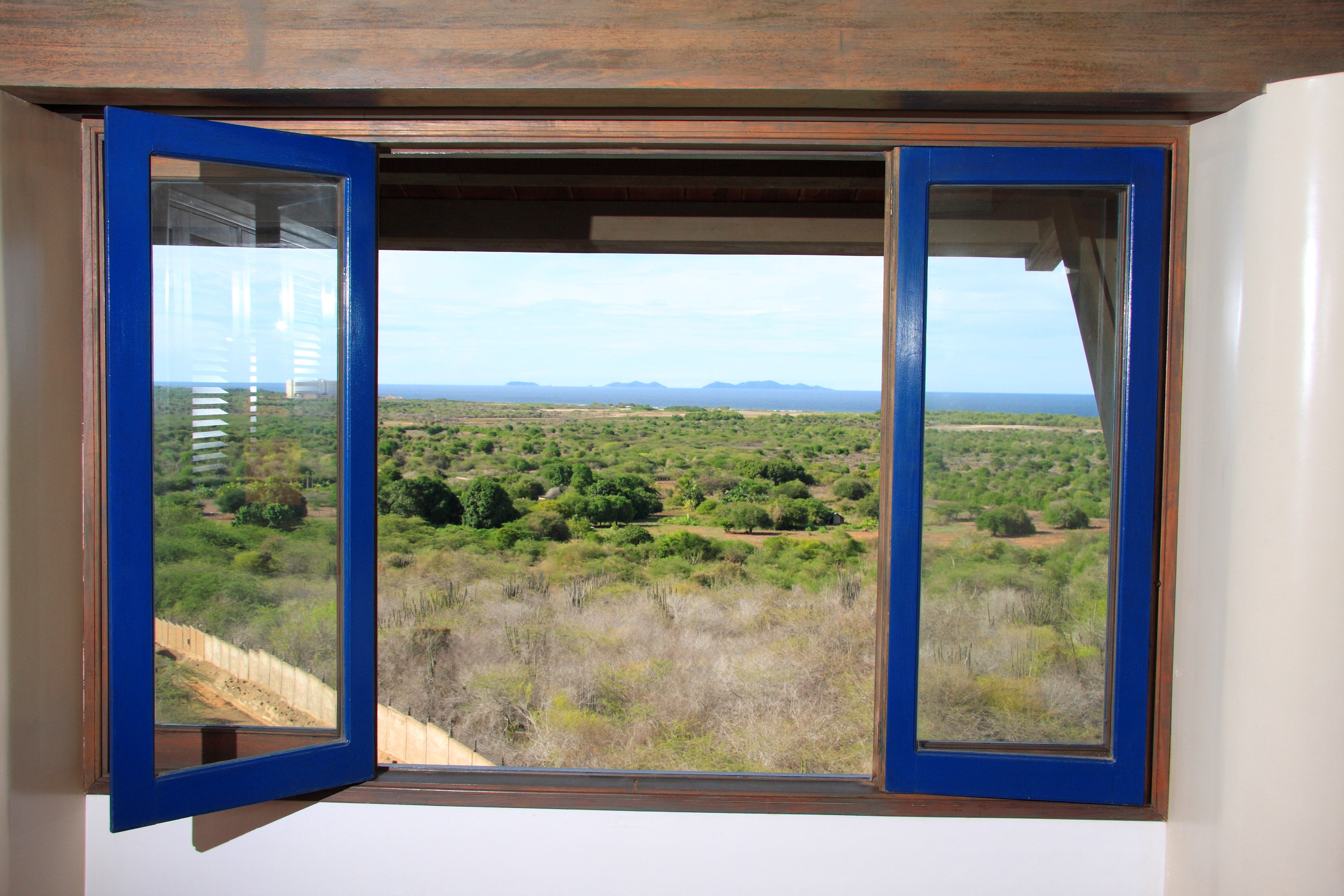 BELLA CASA EN VENTA EN ZONA ESTE URB CASA DE CAMPO COUNTRY CLUB