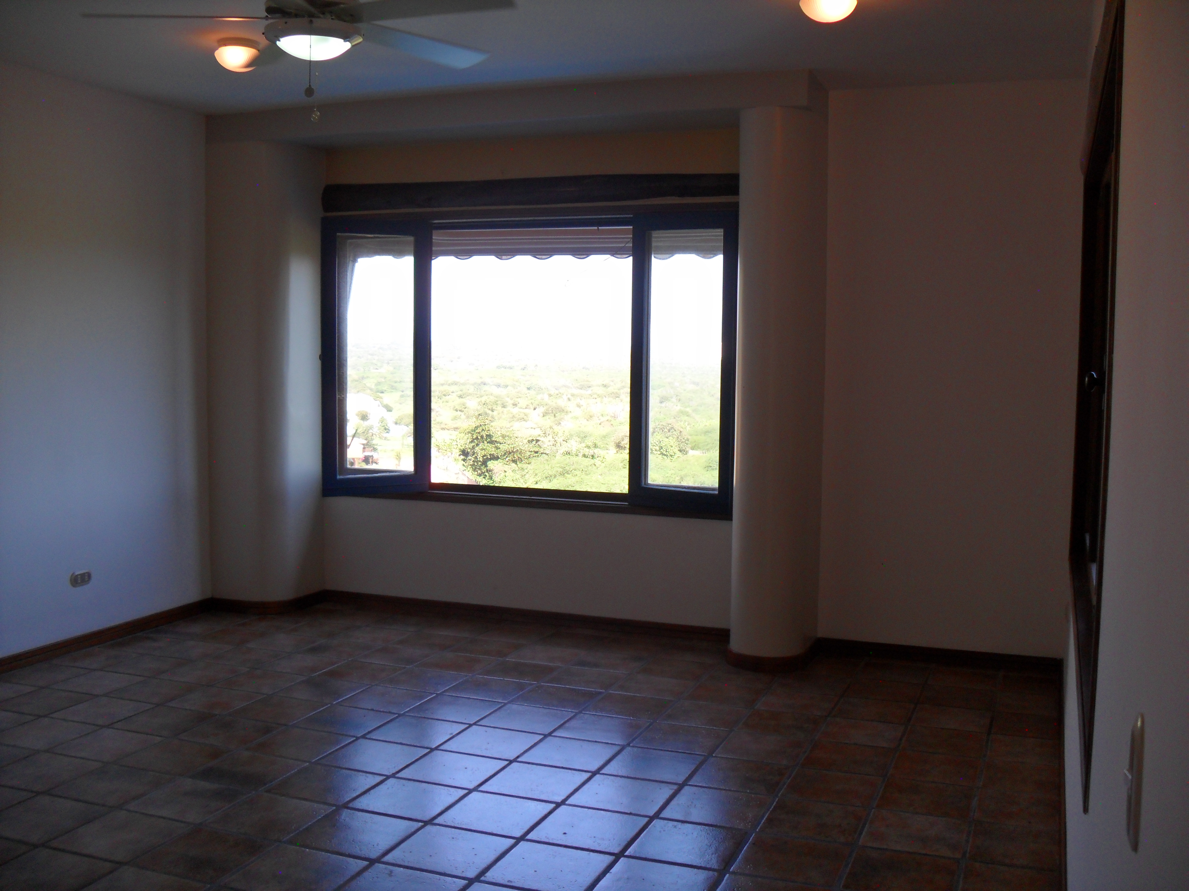 BELLA CASA EN VENTA EN ZONA ESTE URB CASA DE CAMPO COUNTRY CLUB