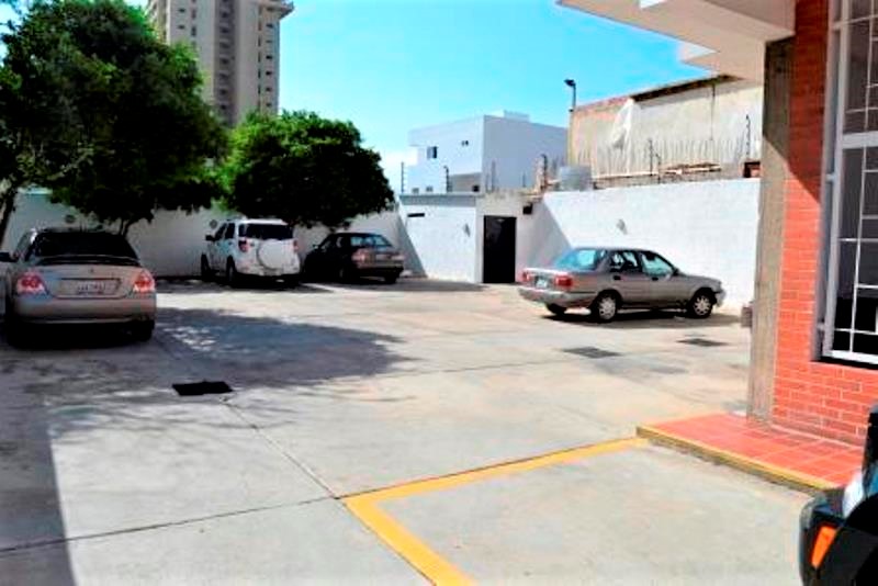 APARTAMENTO EN VENTA EN LA AV. BOLIVAR