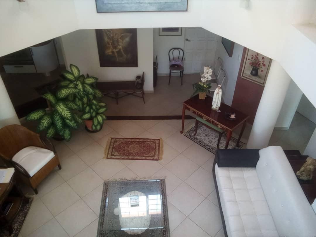 HERMOSA CASA  EN VENTA EN PARAISO I