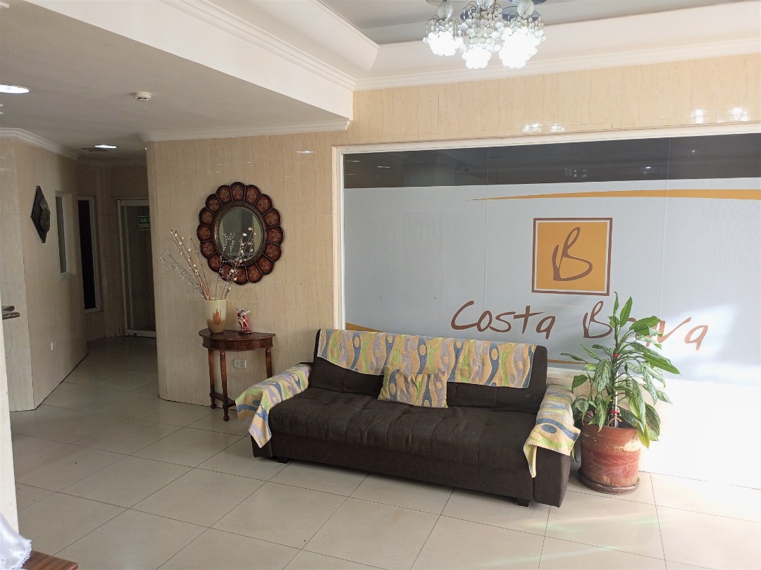 HOTEL FOR SALE IN AV. MAY 4, MARGARITA ISLAND