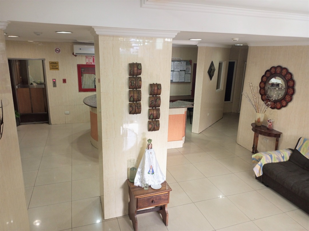 HOTEL FOR SALE IN AV. MAY 4, MARGARITA ISLAND