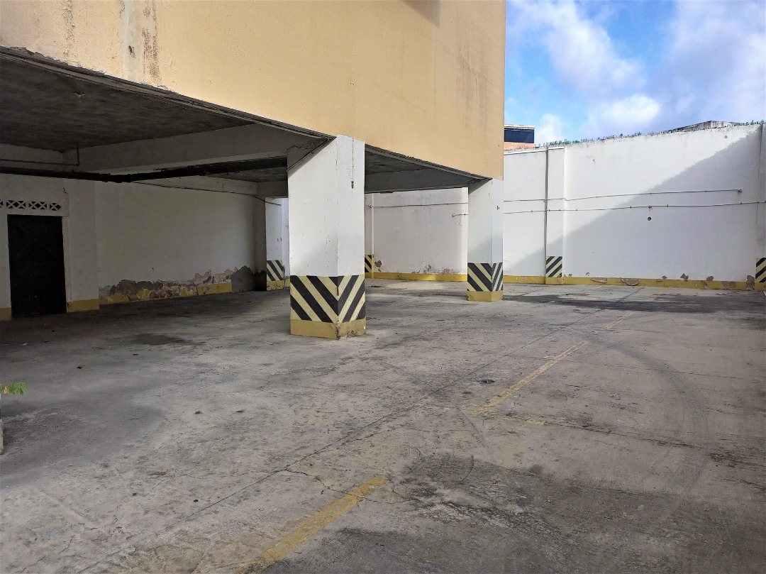 HOTEL FOR SALE IN AV. MAY 4, MARGARITA ISLAND