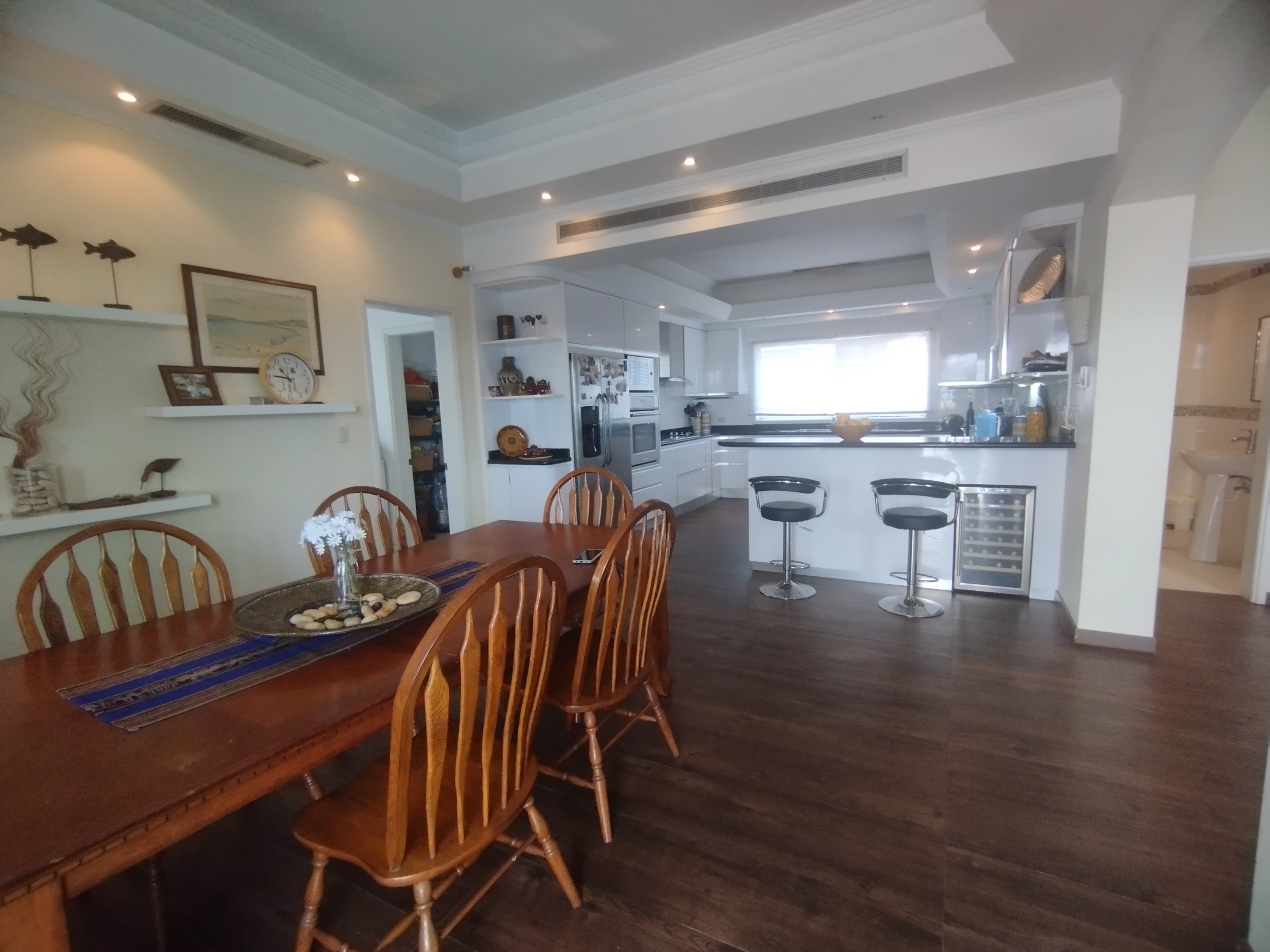 HOUSE IN PARAISO I, FOR SALE
