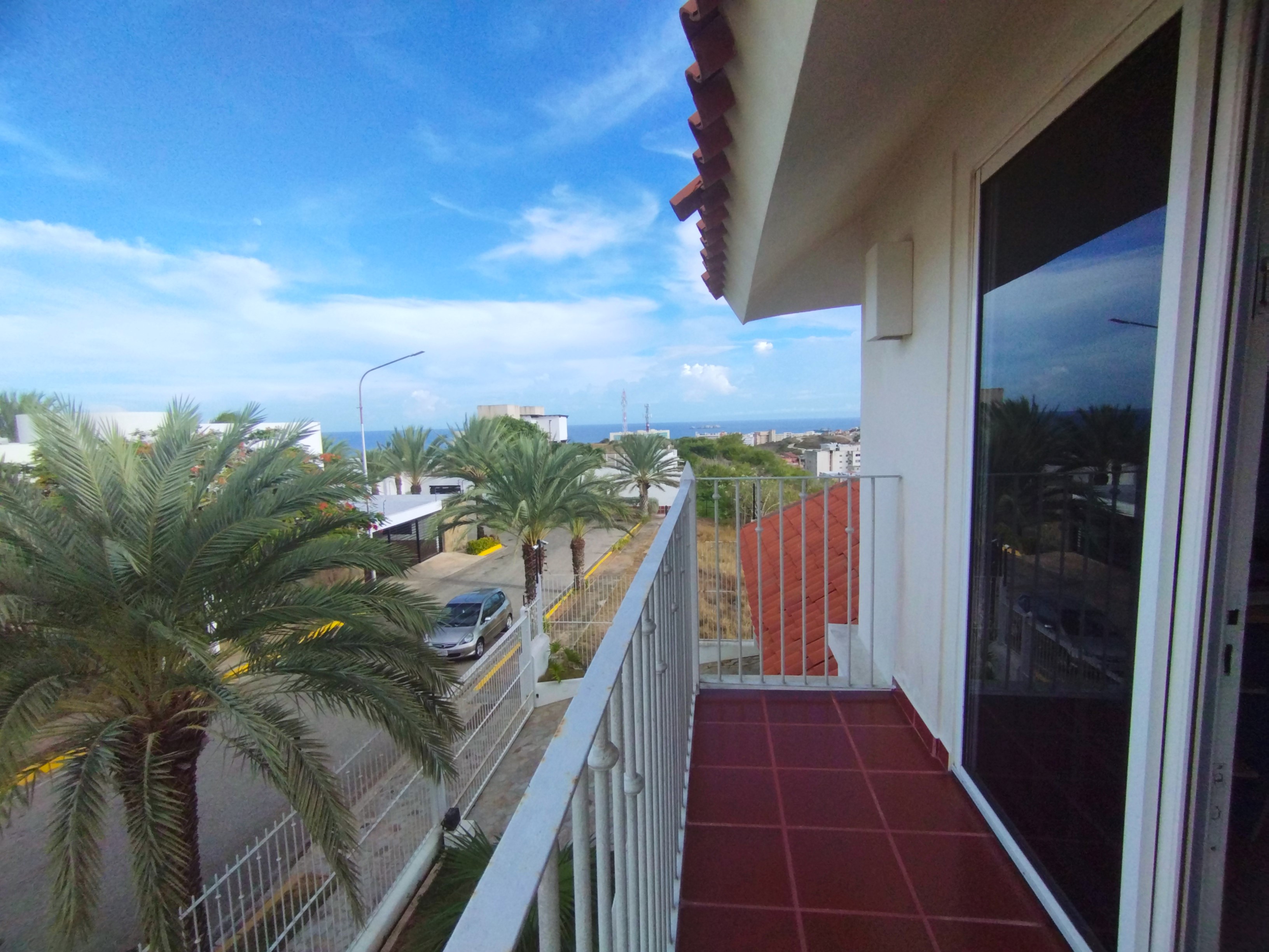 HOUSE IN PARAISO I, FOR SALE