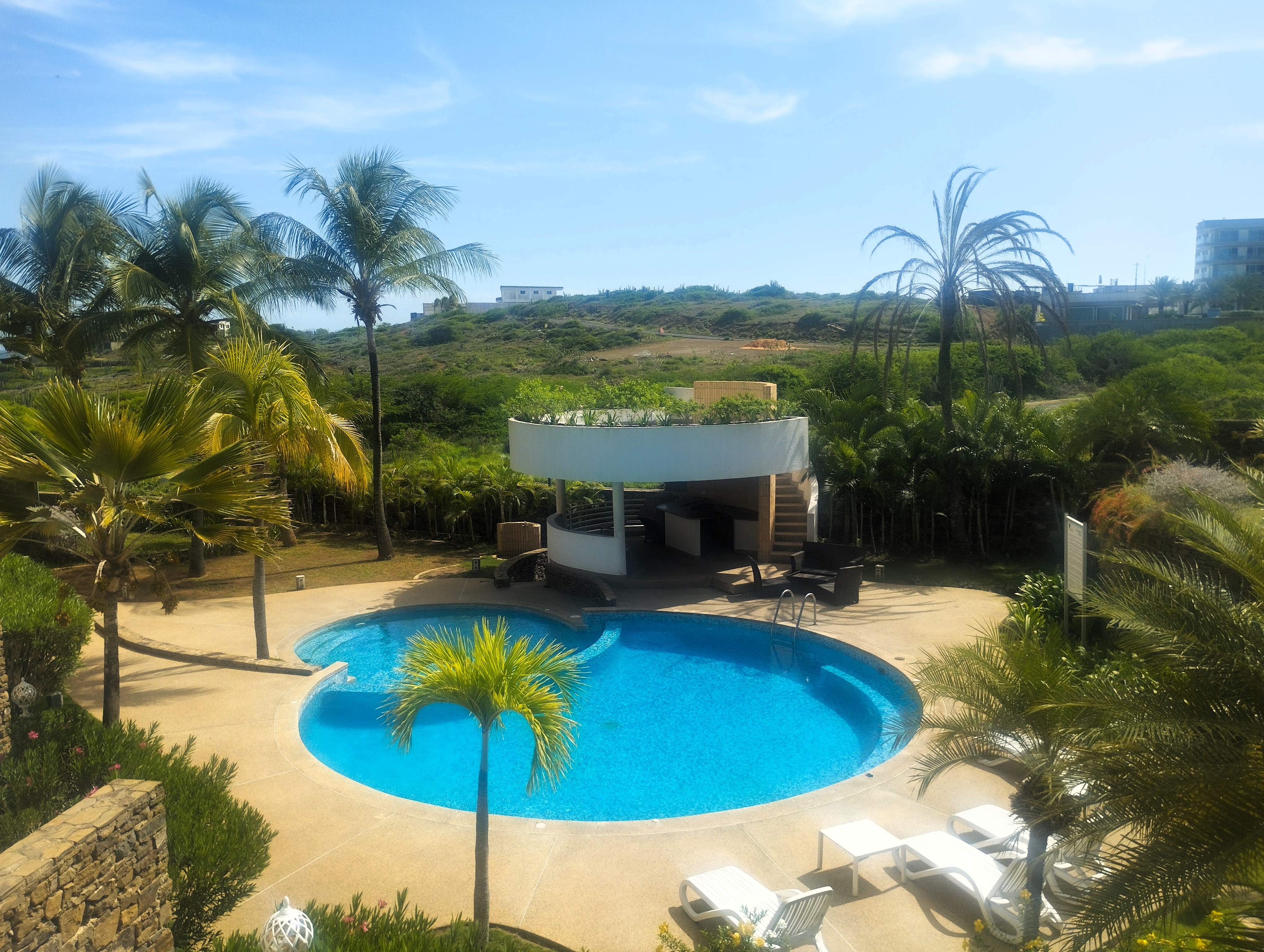 TOWNHOUSE FOR SALE IN PLAYA MORENO