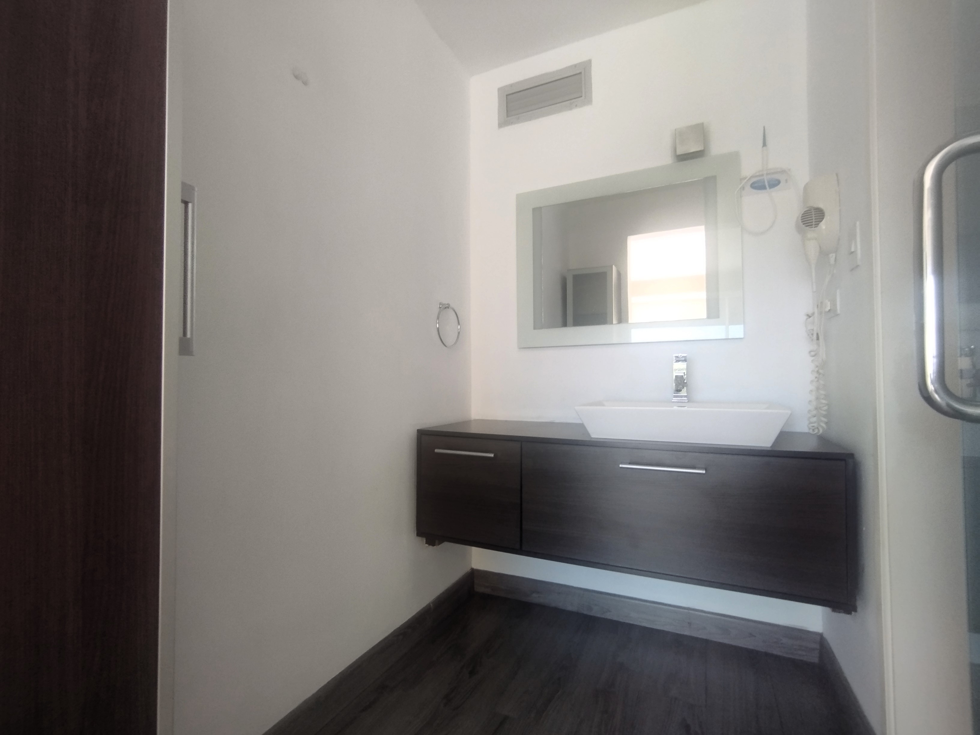 TOWNHOUSE FOR SALE IN PLAYA MORENO