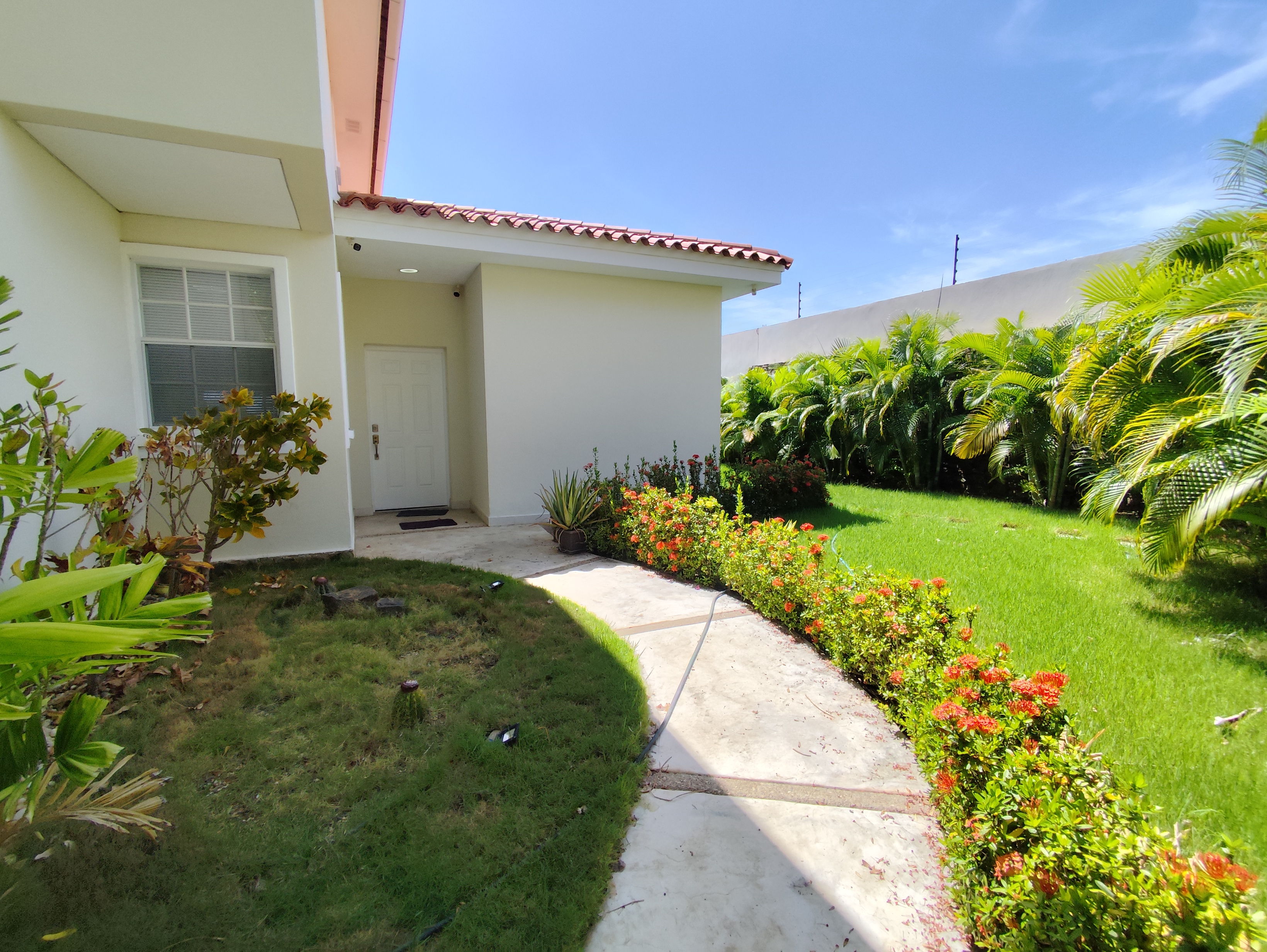 TOWNHOUSE FOR SALE IN EAST ZONE