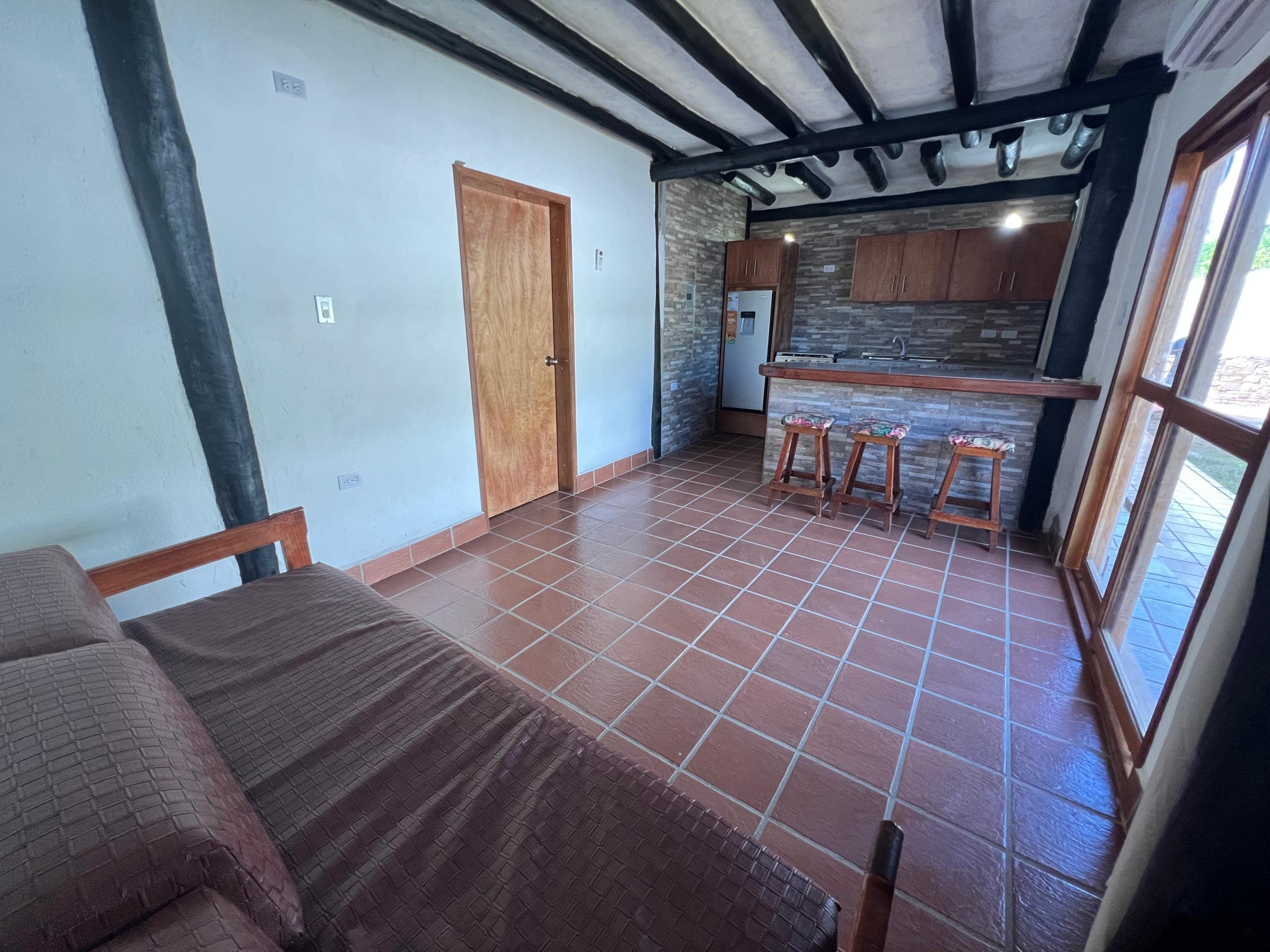 HOUSE IN GUARAME FOR SALE