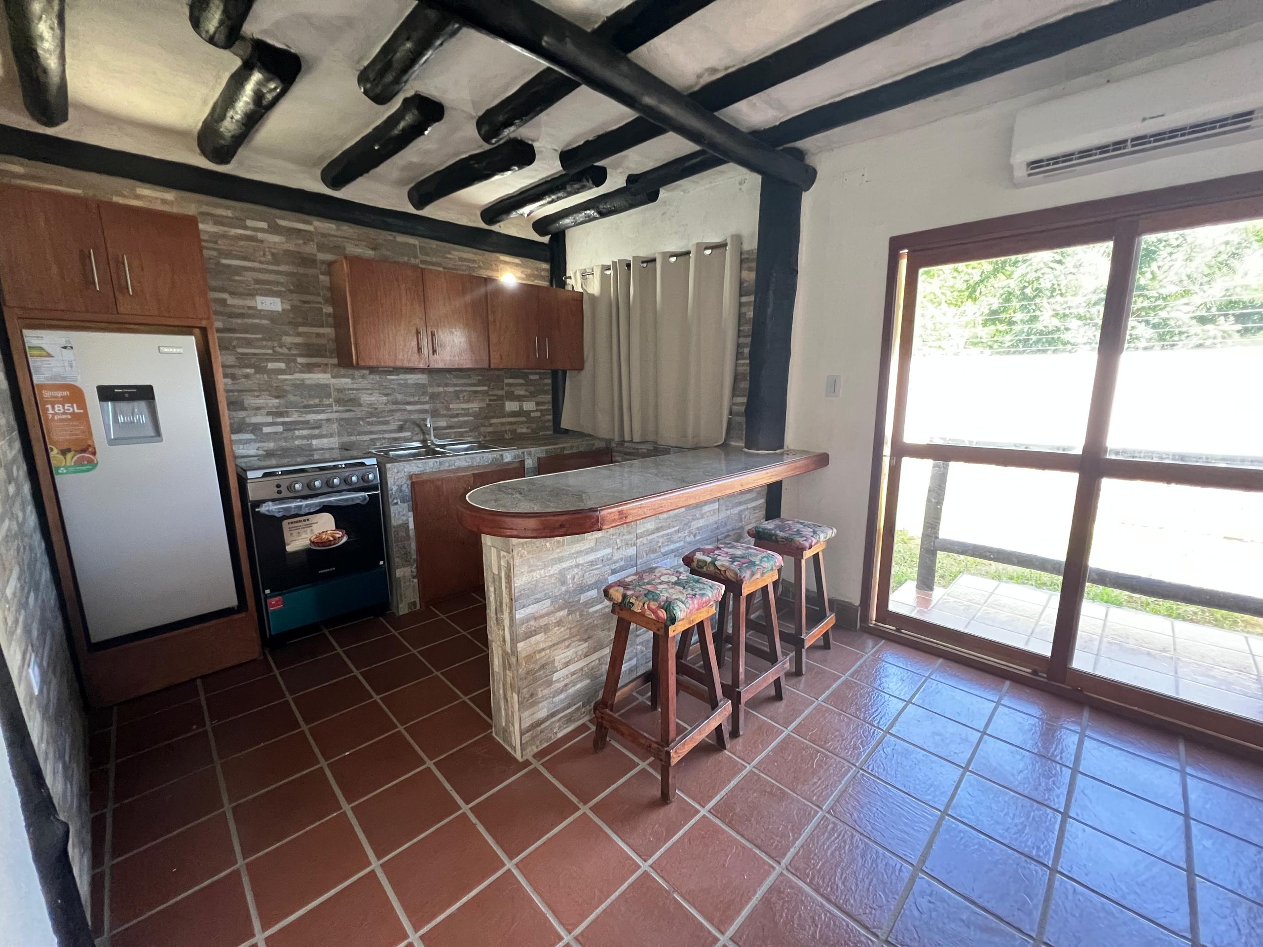 HOUSE IN GUARAME FOR SALE