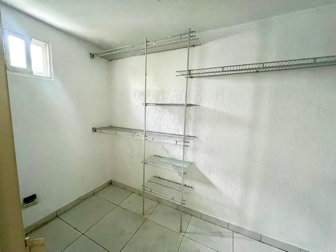 HOUSE FOR RENT IN COSTA AZUL