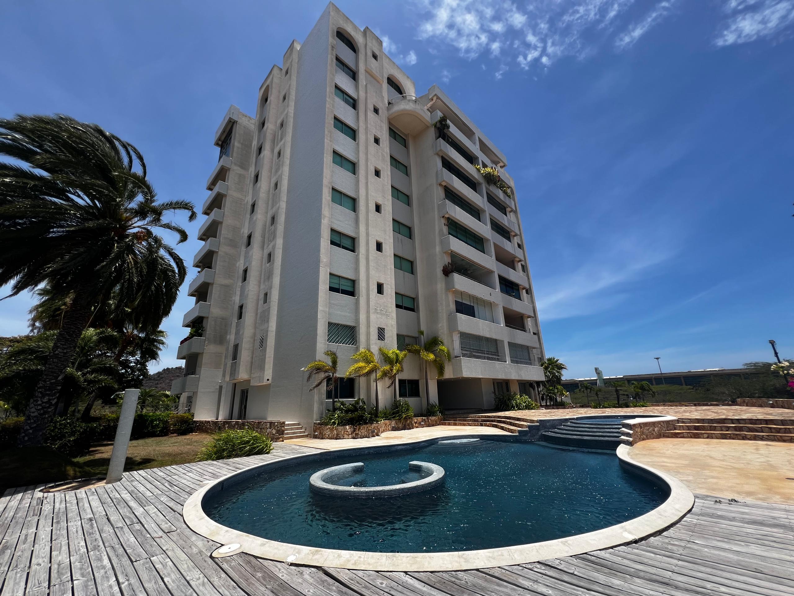 EXCLUSIVO APARTAMENTO EN VENTA | COSTA AZUL