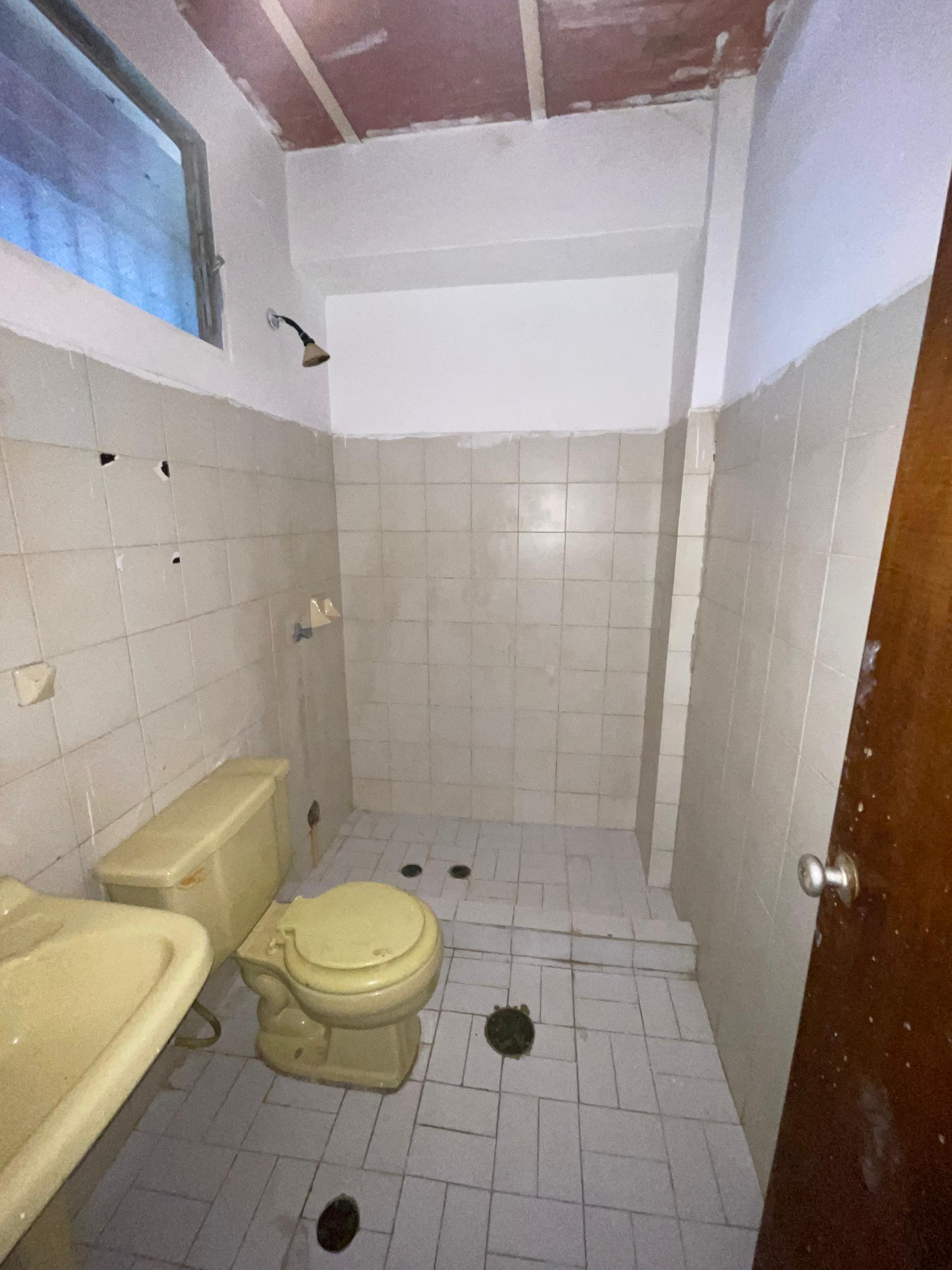 CASA EN VENTA EN PORLAMAR